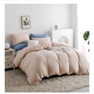 Queen Size Duvet Cover, Beige. W/ 2 Pillow Shams
